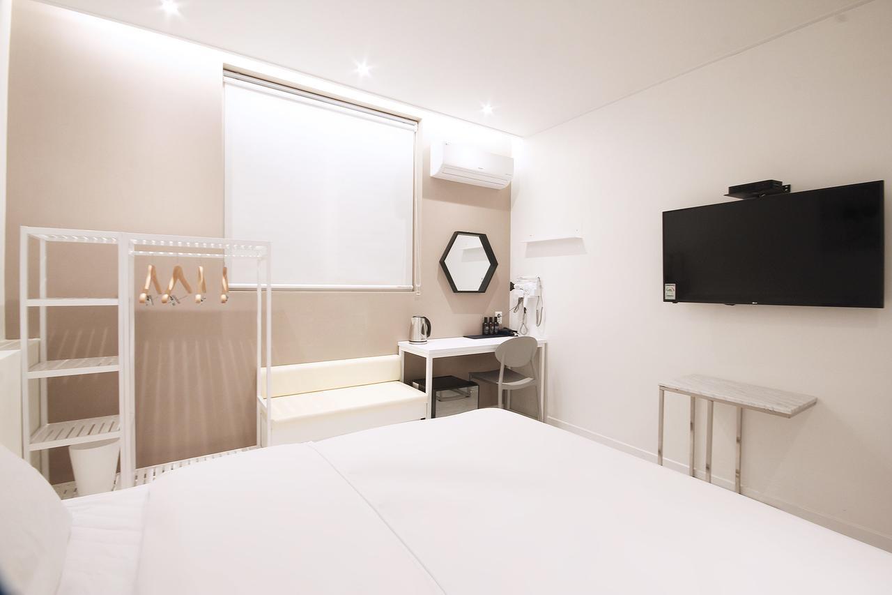 Hotel Yam Yeosu Hakdong Экстерьер фото