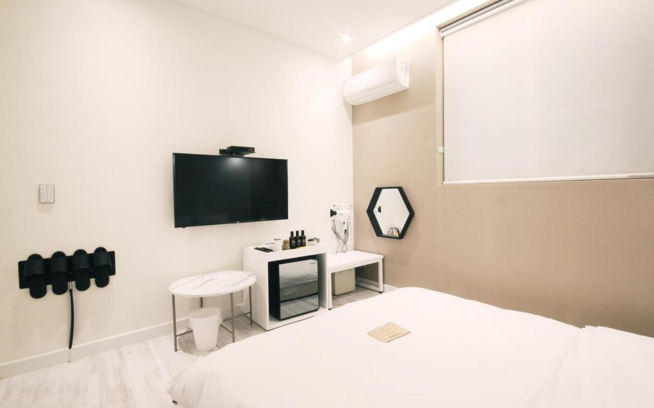 Hotel Yam Yeosu Hakdong Экстерьер фото