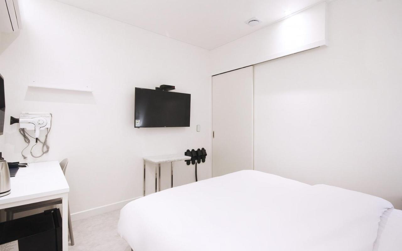 Hotel Yam Yeosu Hakdong Экстерьер фото