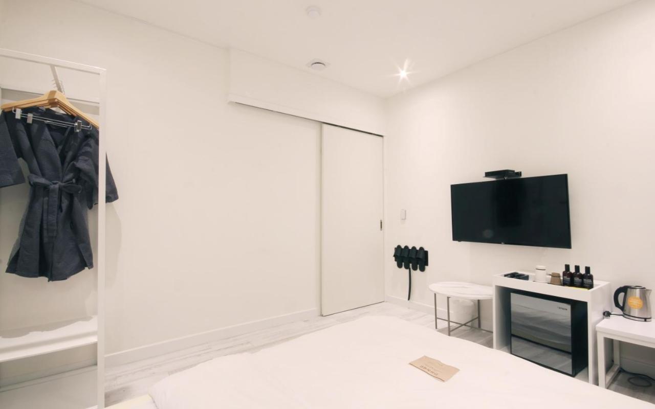 Hotel Yam Yeosu Hakdong Экстерьер фото
